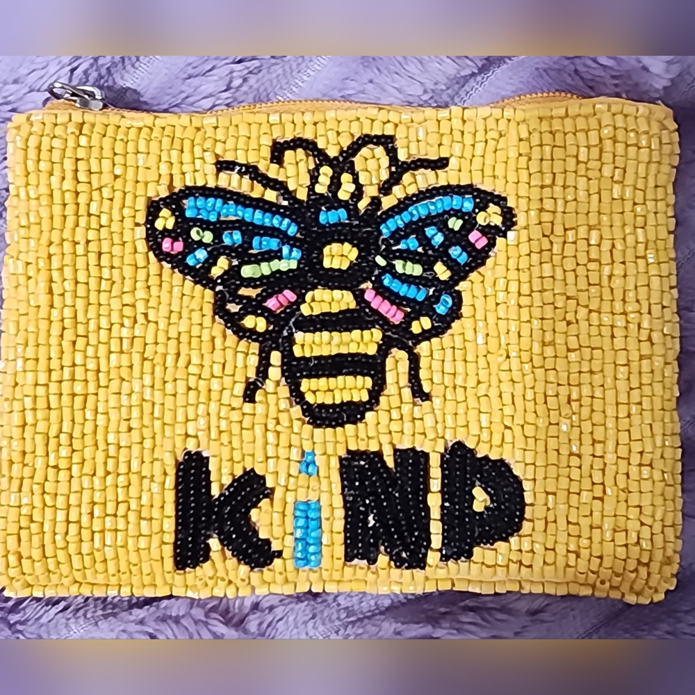 NWT Yellow Beaded Bee Coin Purse - KIND